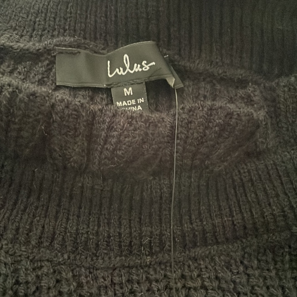 Sweater - Picture 5 of 5
